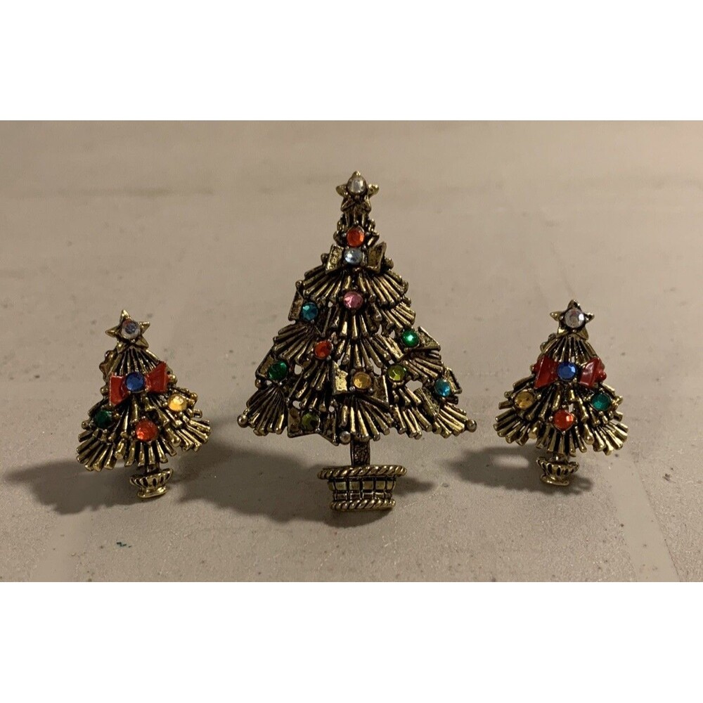 Vintage Hollycraft Christmas Tree Brooch Earrings Set Colorful Rhinestones